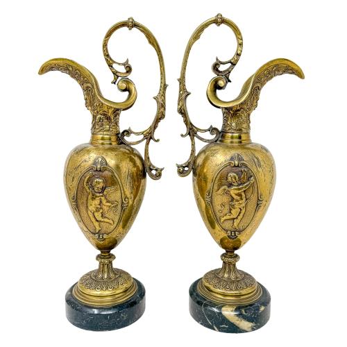 PAREJA DE JARRAS EN BRONCE DE PRINCIPIOS DEL S.XX