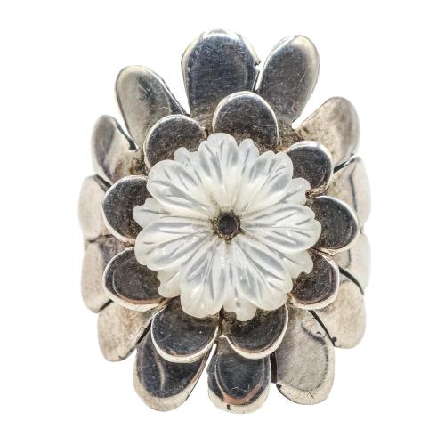 ANILLO FLOR CON NÁCAR