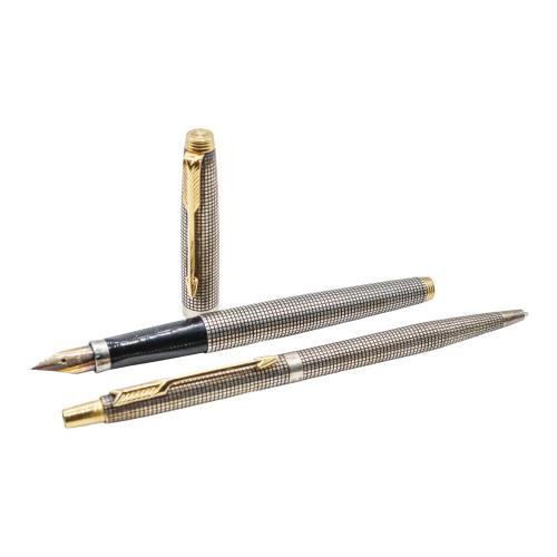 PLUMA ESTILOGRÁFICA Y BOLÍGRAFO PARKER