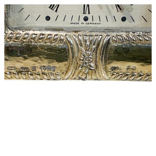 CONJUNTO DE PIEZAS EN PLATA DE LA SEGUNDA MITAD DEL S.XX