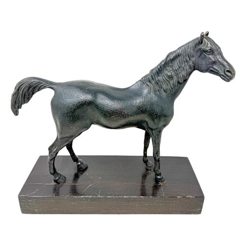 FIGURA DE CABALLO DEL PRIMER TERCIO DE SIGLO XX