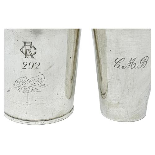 PAREJA DE VASOS Y SIEIS CUBIERTOS DE PLATA