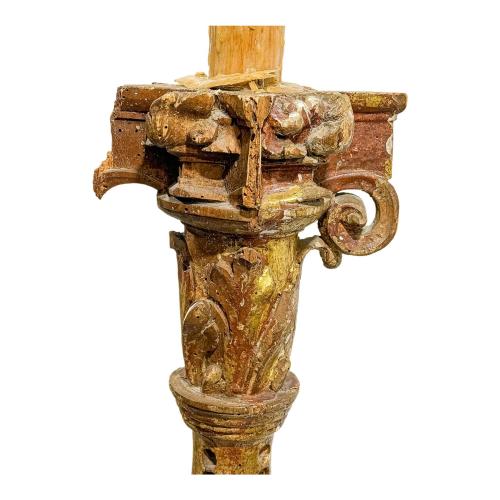 LÁMPARA DE PIE CON COLUMNA DEL SIGLO XVI 