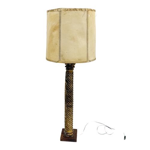 LÁMPARA DE PIE CON COLUMNA DEL S.XVI 