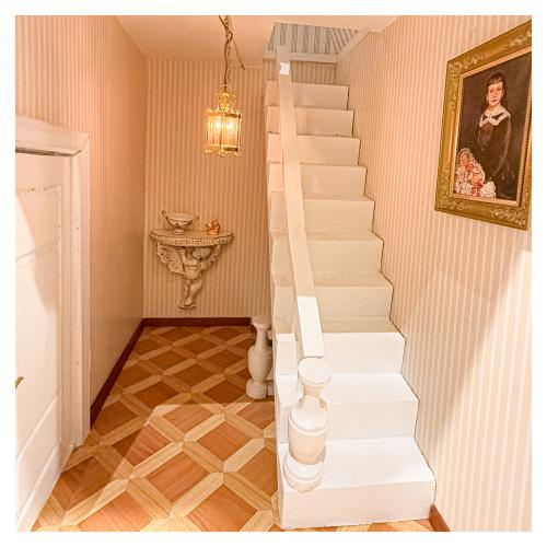 CASITA DE MUÑECAS DEL ÚLTIMO CUARTO DEL S.XX