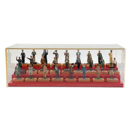 FIGURITAS DE PLOMO MEDIADOS SIGLO XX 