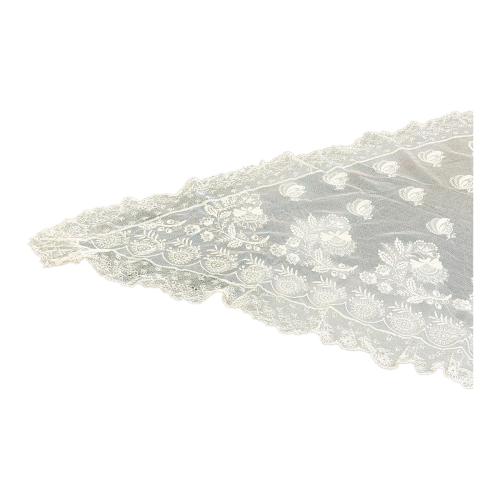 MANTILLA BLANCA DEL PRIMER TERCIO DEL S.XX