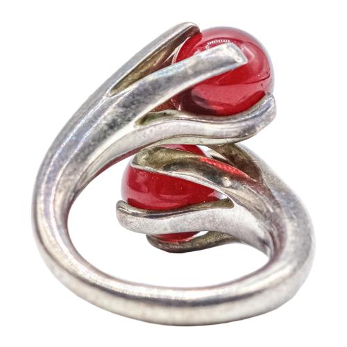 ANILLO DE PLATA CON DOS CUENTAS GRANATES