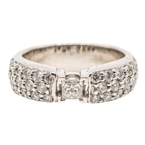 ANILLO ANCHO CON BRILLANTES