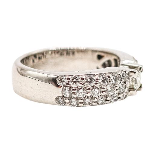 ANILLO ANCHO CON BRILLANTES