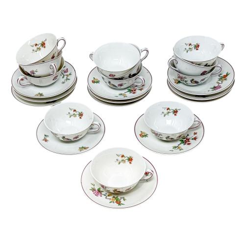 CONJUNTO DE TAZAS DE CAFÉ EN PORCELANA SEGUNDO TERCIO S.XX