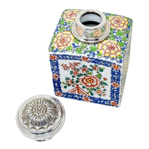 TARRO EN PORCELANA Y PLATA DEL PRIMER TERCIO DEL SIGLO XX