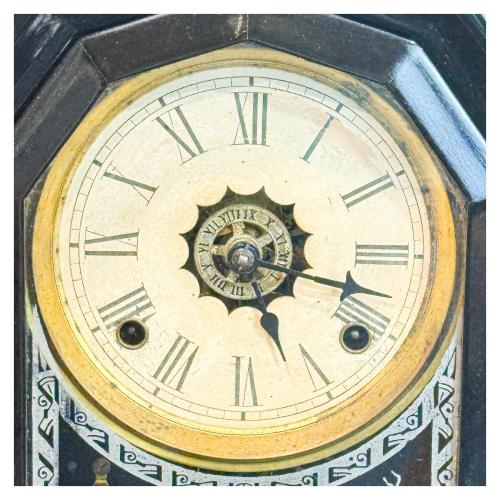 RELOJ DE SOBREMESA INGLÉS DEL PRIMER CUARTO DEL S.XX