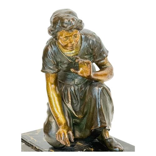 FIGURA DE ESCUELA FRANCESA DE LOS AÑOS 30/40