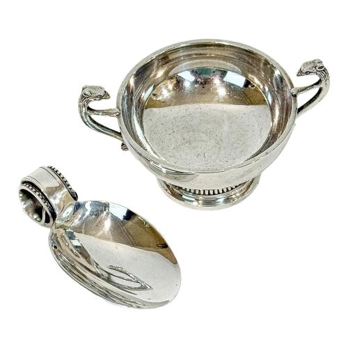 RECIPINETE Y CUCHARA EN PLATA DE MEDIADOS DE SIGLO XX