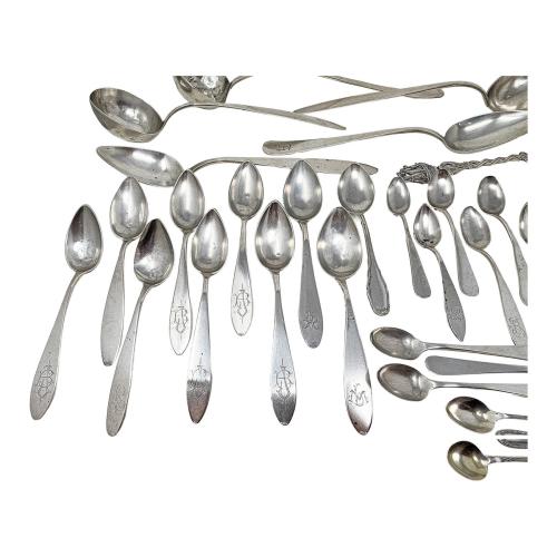 LOTE DE CUBIERTOS DE PLATA