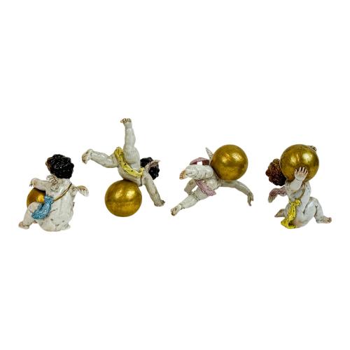 CONJUNTO DE FIGURAS DE MEDIADOS S.XX