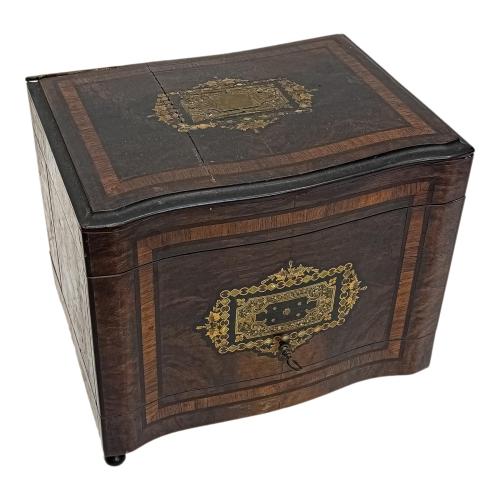 CAJA LICORERA NAPOLEÓN III DEL ÚLTIMO TERCIO SIGLO XIX 