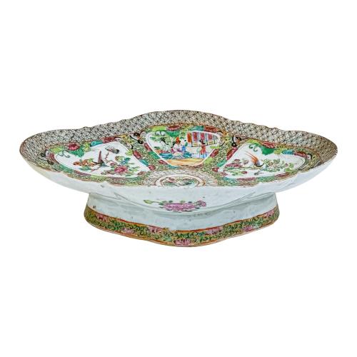 FUENTE DE PORCELANA CHINA FAMILIA ROSA  S. XIX