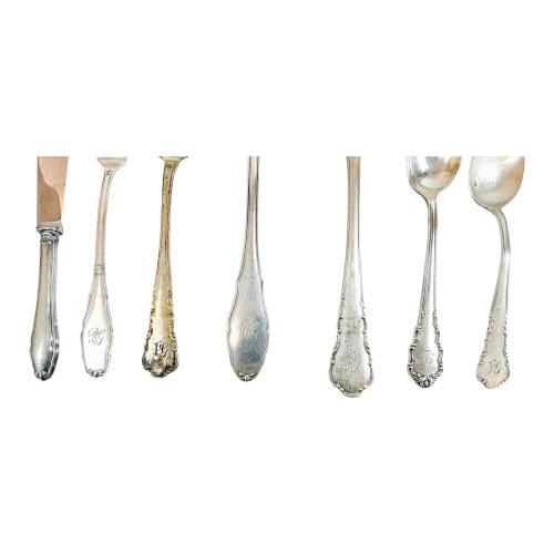 CONJUNTO DE CUBIERTOS DE PLATA DE LA PRIMERA MITAD DE S. XX