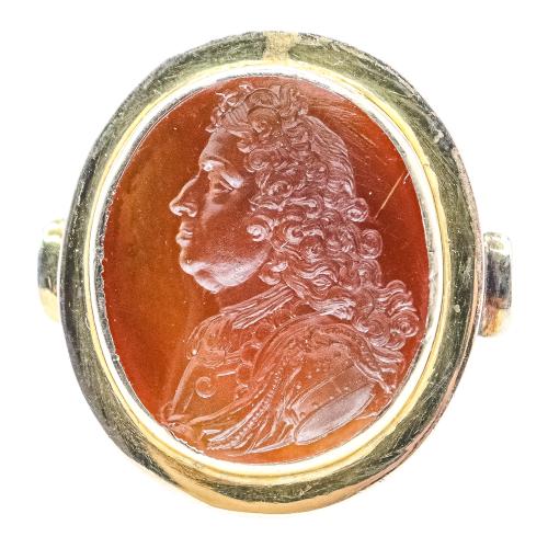 SORTIJA CON INTAGLIO FRANCÉS DEL S.XIX