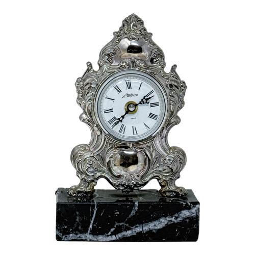 PEQUEÑO RELOJ DE SOBREMESA EN PLATA DE LOS AÑOS 70