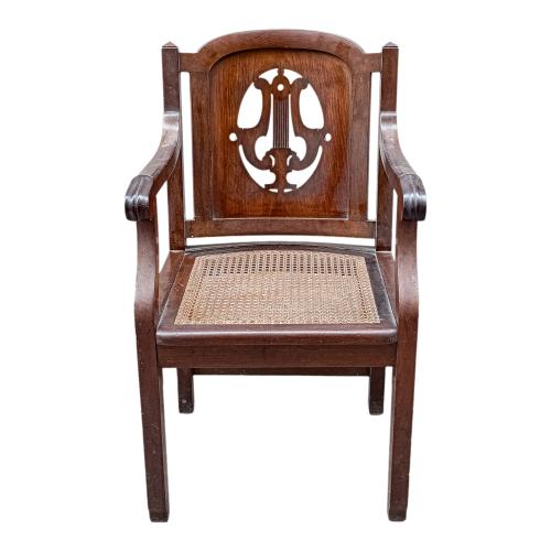 SILLÓN CON APOYABRAZOS DE FINALES DE SIGLO XIX