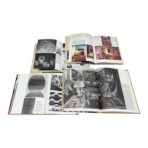 CUATRO LIBROS SOBRE DECORACIÓN