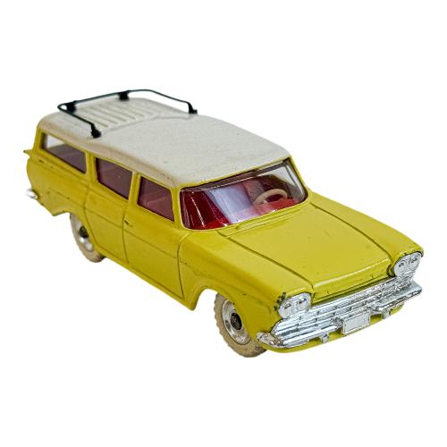 DOS COCHES DINKY TOYS  DE LA CASA MECCANO. MEDIADOS S.XX 