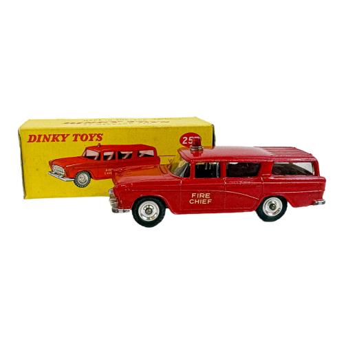 DOS COCHES DINKY TOYS DE LA CASA MECCANO. MEDIADOS S.XX
