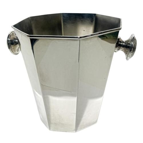 CUBITERA EN METAL DEL ÚLTIMO CUARTO DEL S.XX