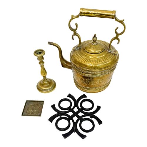 TETERA MARROQUÍ , CANDELERO, PLACA Y SALVAMANTELES