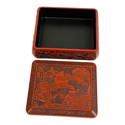 CAJA JAPONESA LACADA DE LA SEGUNDA MITAD DE SIGLO XX