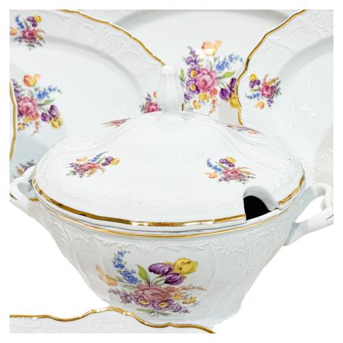 VAJILLA EN PORCELANA DE LA SEGUNDA MITAD DEL S.XX
