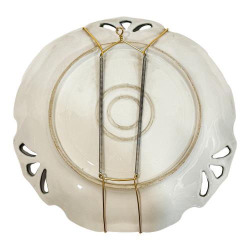 PLATO DECORATIVO EN PORCELANA AUSTRÍACA DE PRINCIPIOS S.XX