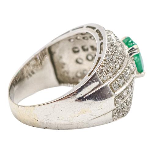 ANILLO CON ESMERALDA Y BRILLANTES