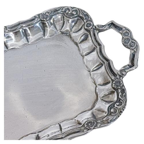BANDEJA PARA PASTEL EN PLATA DE MEDIADOS DEL S.XX
