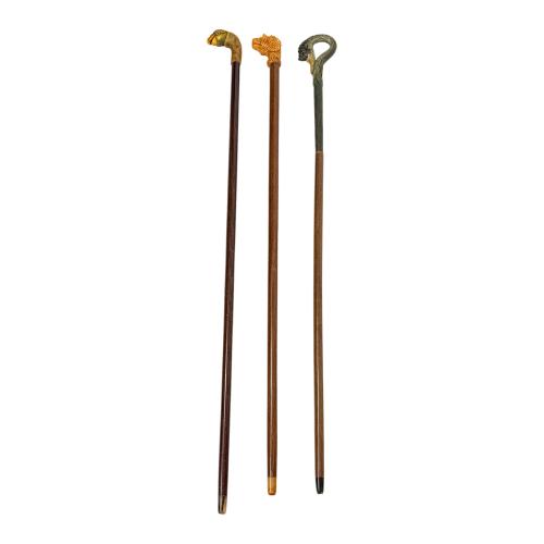 TRES BASTONES DE COLECCIÓN DE LA SEGUNDA MITAD DEL S.XX
