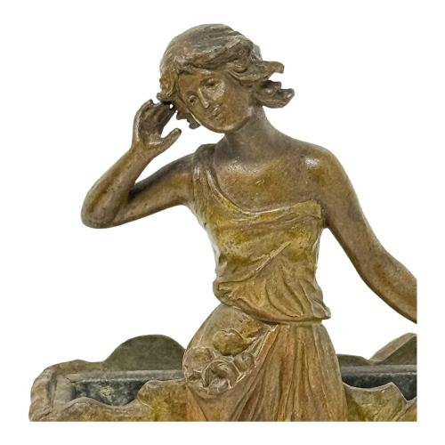 FIGURA JARDINERA DE FINALES DEL S.XIX