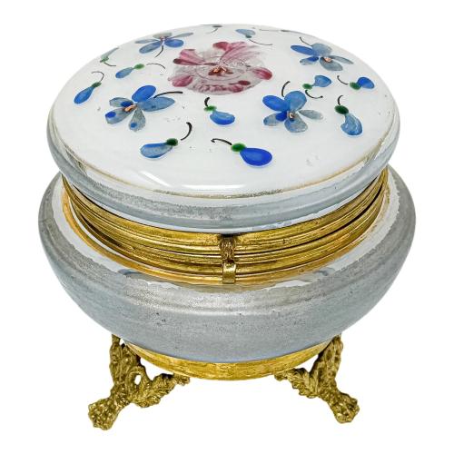 CAJA DE CRISTAL CON DECORACIÓN ESMALTADA