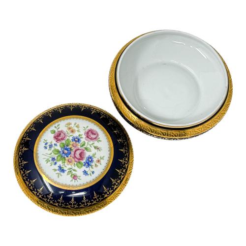CAJA DE PORCELANA ESMALTADA MEDIADIOS SIGLO XX