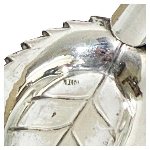 CONJUNTO DE CENTROS EN PLATA Y METAL DE MEDIADOS S.XX