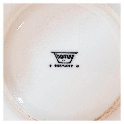 PAREJA DE PLATOS DE PORCELANA MEDIADOS SIGLO XX