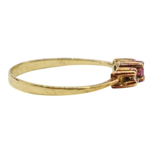 ANILLO CON RUBÍ Y DIAMANTES