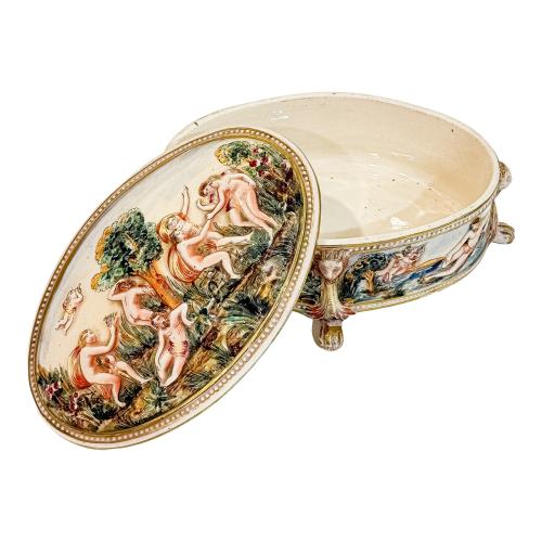 CAJA DE PORCELANA ITALIANA CAPODIMONTE