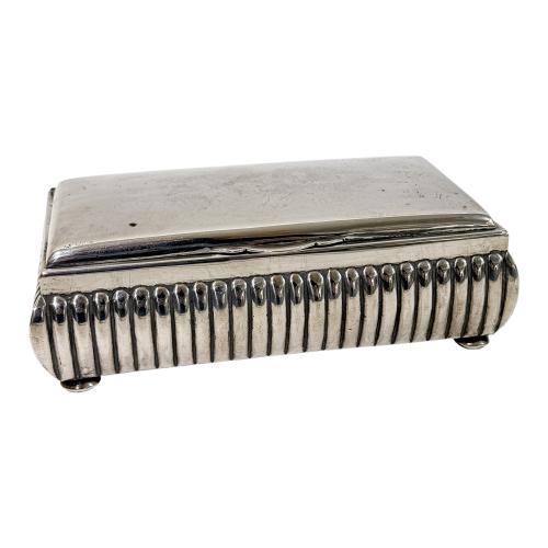 DOS TARROS Y CAJA CIGARRERA DE PLATA MEDIADOS S. XX