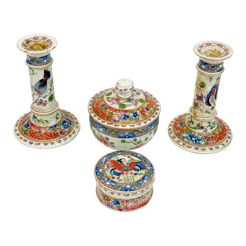 CONJUNTO DE PORCELANA ESMALTADA CHINA