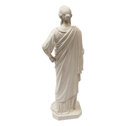 FIGURA EN ESTUCO DE LA PRIMERA MITAD DE SIGLO XX