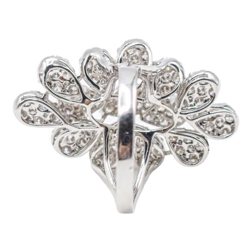ANILLO CON BRILLANTES