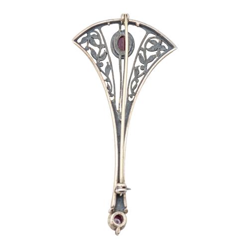 BROCHE CON GRANATES